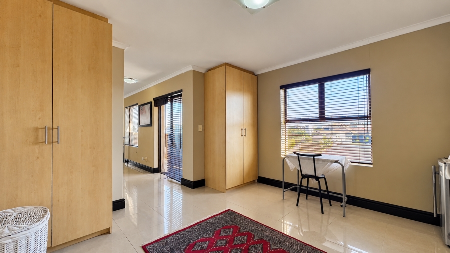 4 Bedroom Property for Sale in Parklands Western Cape